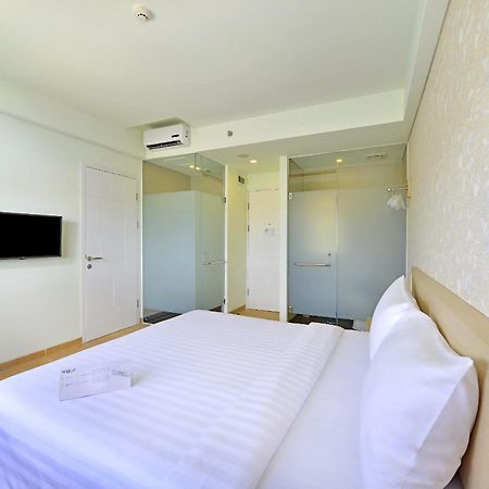 Whiz Prime Hotel Sudirman Чилачап Экстерьер фото