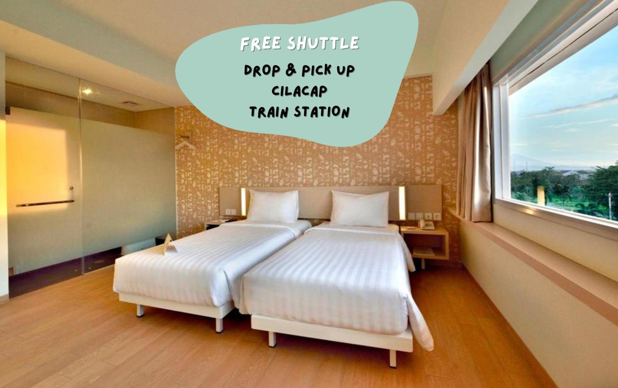Whiz Prime Hotel Sudirman Чилачап Экстерьер фото